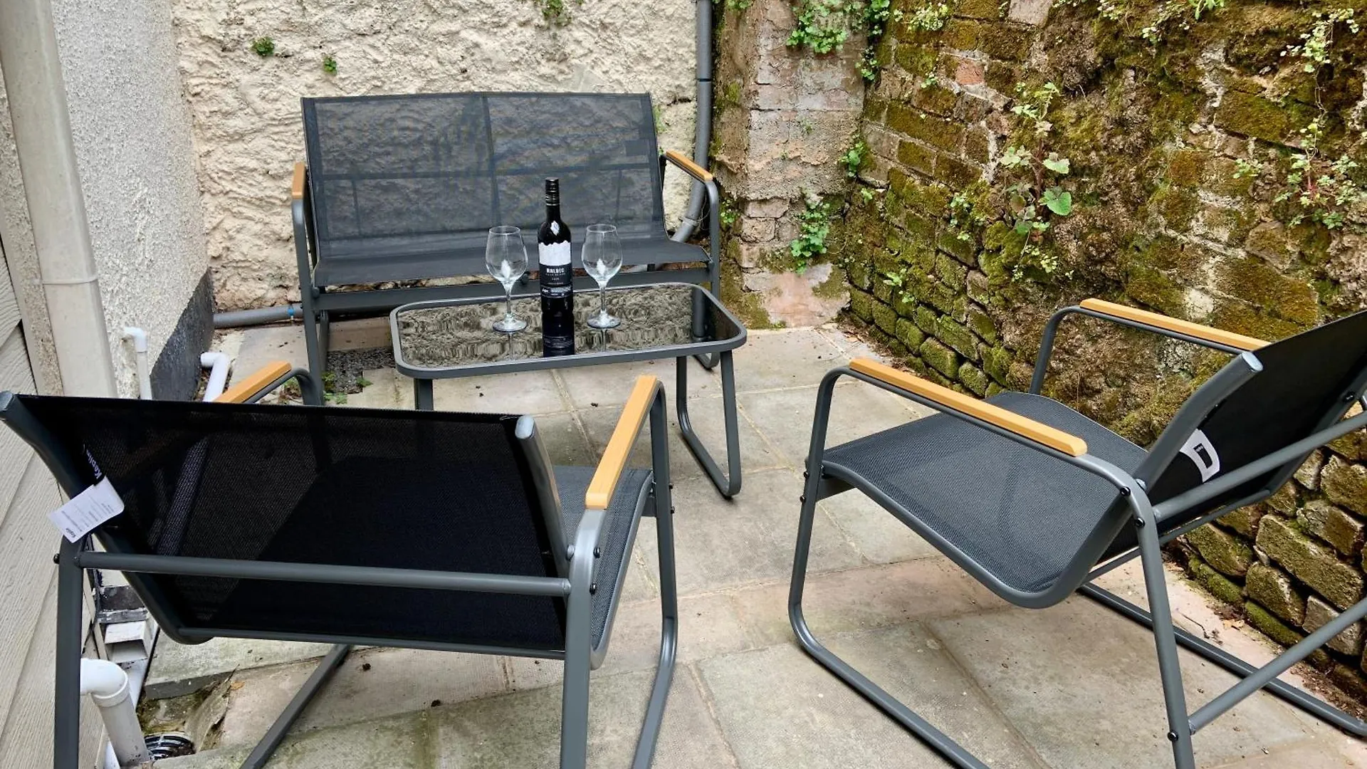 Contractor-Friendly 2-Bed Apartment - Fast Wifi And Free Overnight Parking Exeter 0*,  United Kingdom
